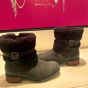 UGG BLAYRE  Great condition